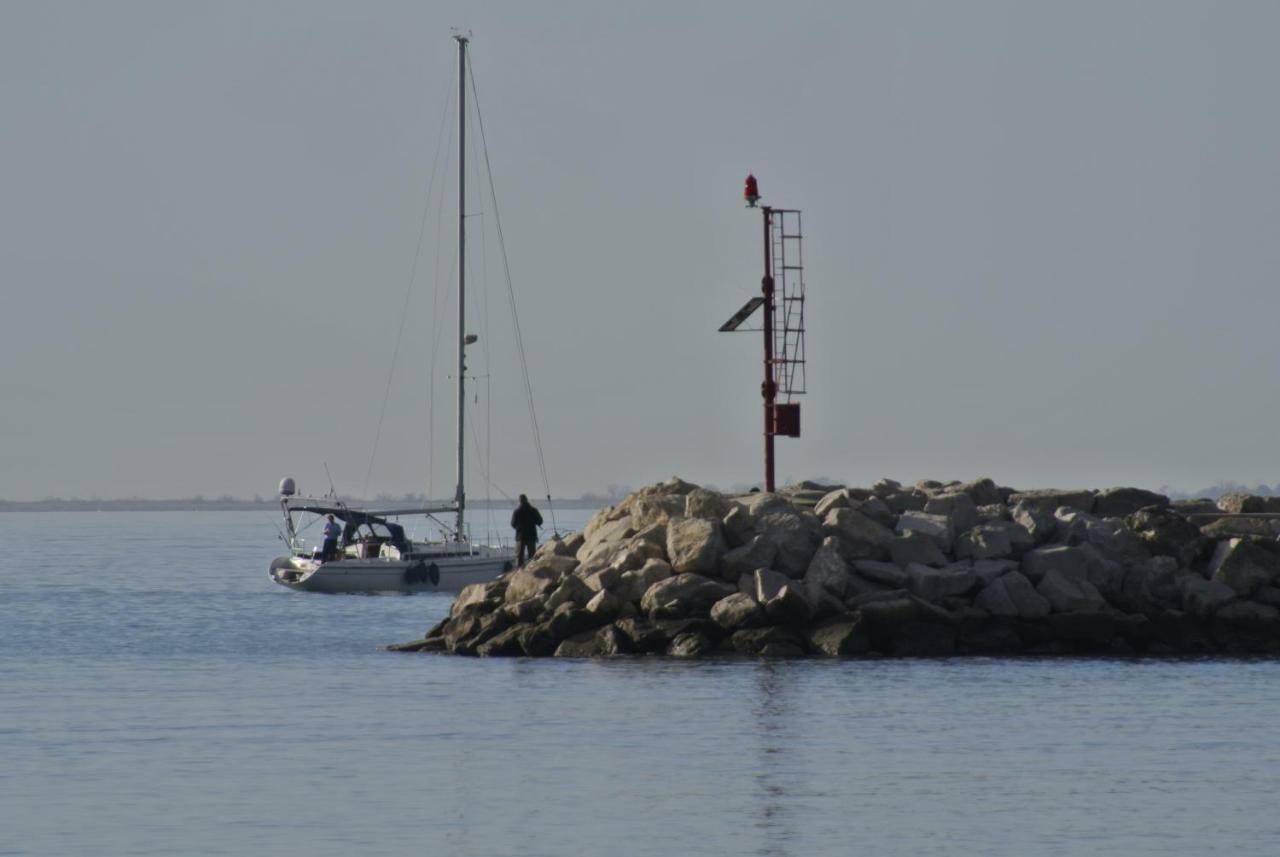 70 Sq M Apartment At Saint Martin'S Harbour Mali Lošinj Kültér fotó